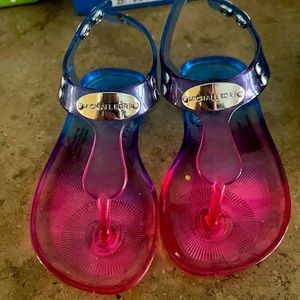 Toddler size 6 sandal